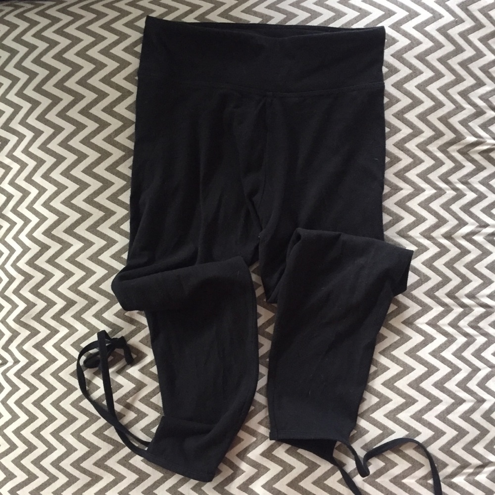 Victoria Secret tie leggings - size M